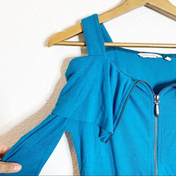 Soft Surroundings- Cold Shoulder Tunic - PXS - Picture 5 of 6